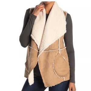 NWT Suede & Sherpa Reversible Caslon Brown and Cream Vest Women Sz L